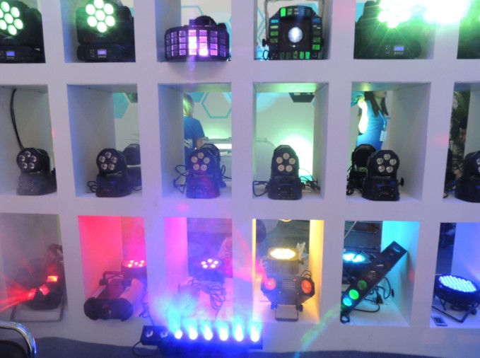 カラフルなカラーミキシングプログラム4舞台照明leddjx15wスキャニング光問屋・仕入れ・卸・卸売り