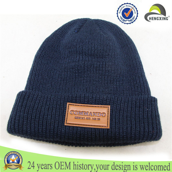 カラフルな快適2015冬用帽子ヒップホップティーンエイジャースタッドビーニー帽子を編んだ問屋・仕入れ・卸・卸売り