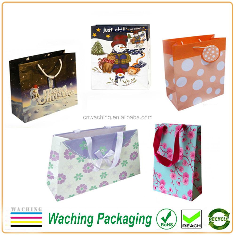 gift packaging use and paper material christmas bag