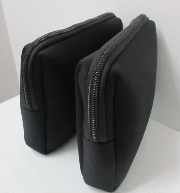 small neoprene zip pouch