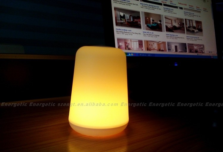 新しいデザインデスクランプledテーブルライト屋外充電式led超明るいハイキングライトキャンプランタン仕入れ・メーカー・工場