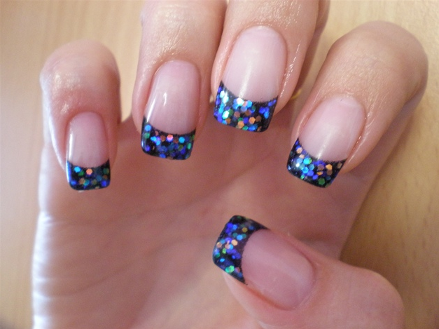Blue and silver glittery acrylic nails. Blue and silver nails, Silver nail desig