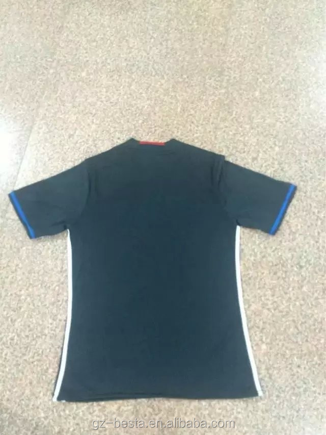 送料無料ロシアへの卸売タイ品質サッカートライアドサッカーシャツサッカーユニフォーム安い仕入れ・メーカー・工場