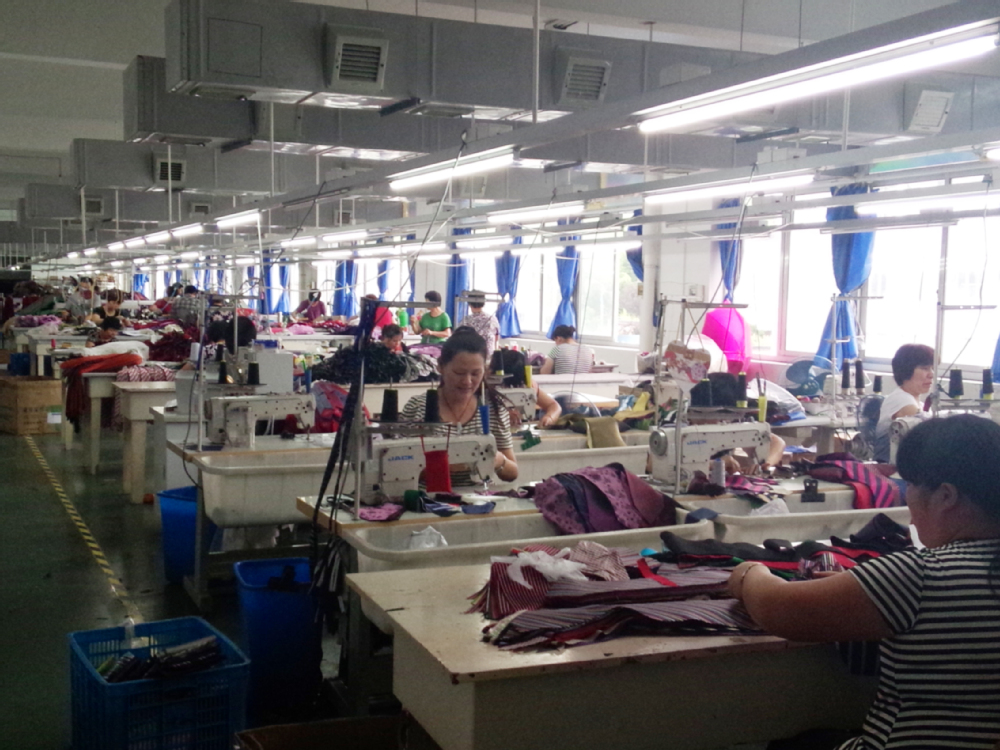 中国30％リネン70％チェックイスラム教のスカーフの綿の魔法仕入れ・メーカー・工場