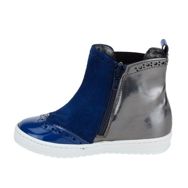 Newest popular comfortable leather kids shoes , baby shoes , children's shoe boots