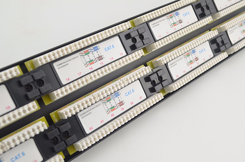 LY-PP6-05 utp ftp rj45 cat6 48ポートパッチパネル/パンチダウンプッシュidcラックマウントcat6パッチパネル仕入れ・メーカー・工場