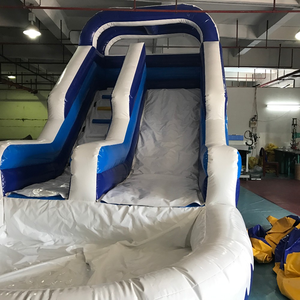 2017 vendre tres bien toboggan bleu aquatique avec une petite piscine