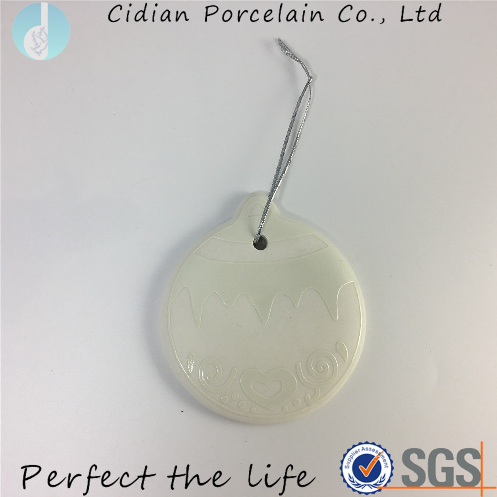 hanging ornament132.jpg