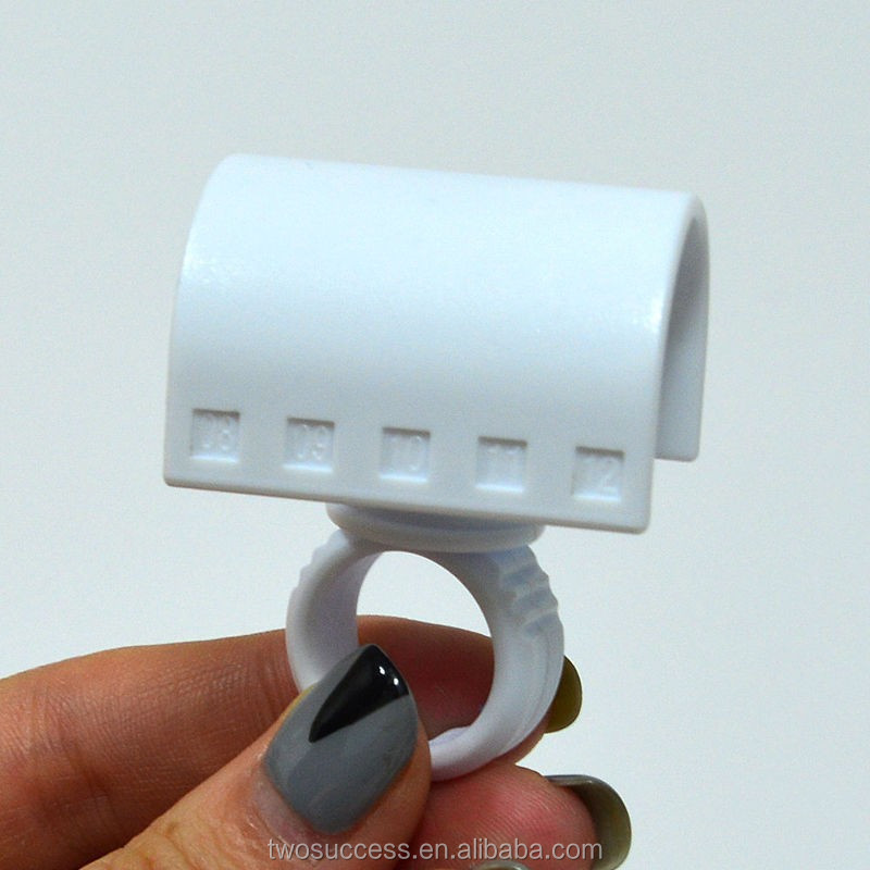 Plastic Eyelash ring separator.jpg