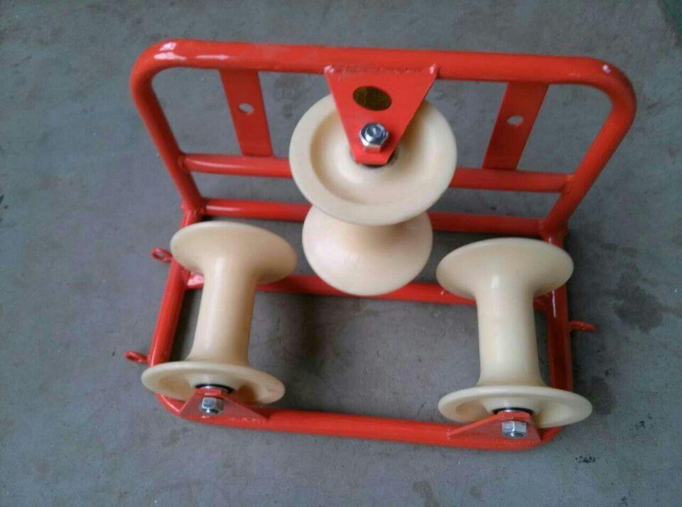 electrical cable pulling rollers