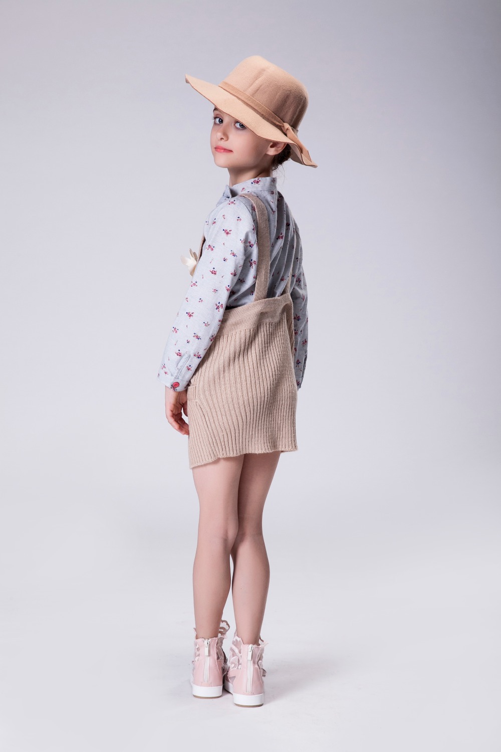 女の子の新しい秋100％リネン亜麻ブラウストップスロングスリーブファッション在庫を持っている仕入れ・メーカー・工場