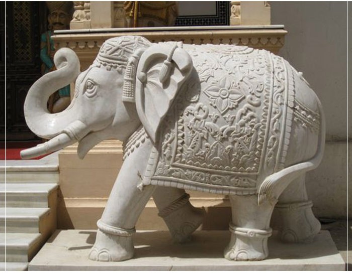 Elephant statue_03.jpg