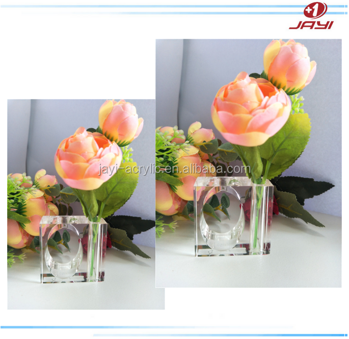 Napkin Ring with flower hole 1.png