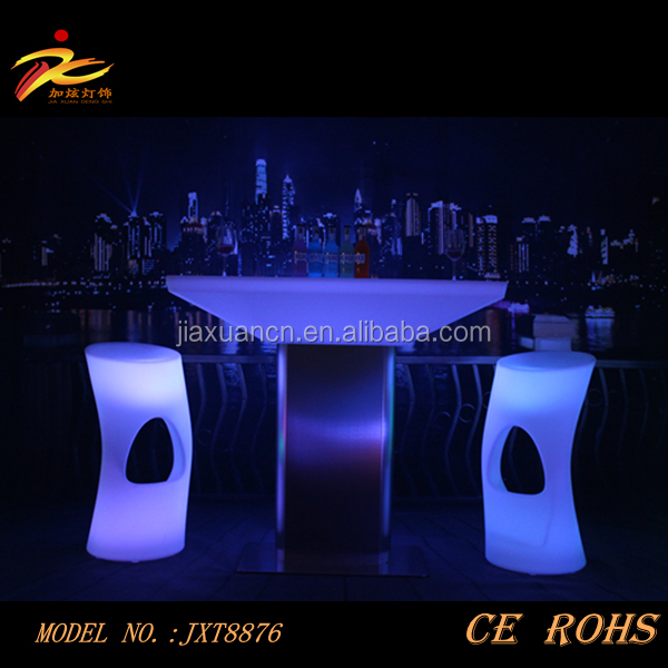 Ce・rohs指令が承認された正方形の充電式ledマルチカラー家具/ledテーブル/主導の家具は、 テーブルled椅子仕入れ・メーカー・工場