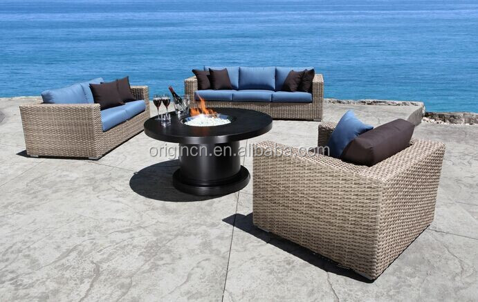 Luxuriöse hellgrau outdoor gartenmöbel mit badewanne design und ...