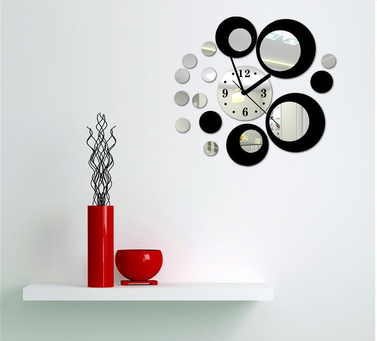 mirror clock -1.jpg