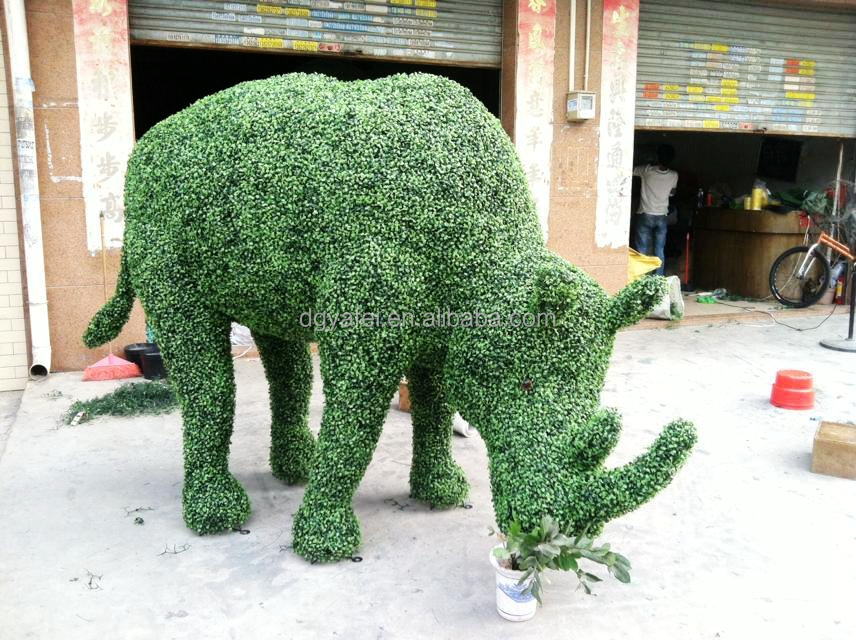 高品質の人工草ミラノフェイクアニマル字型の草偽卸売装飾用の植物仕入れ・メーカー・工場