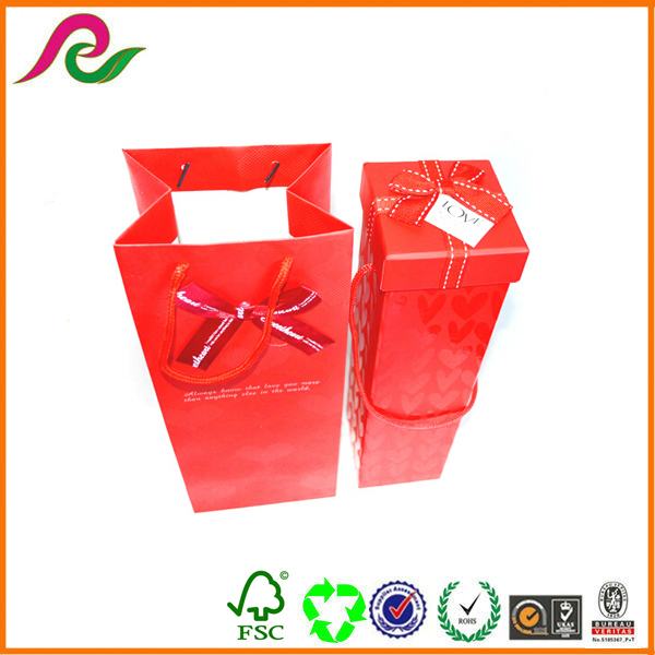 Recyclable Feature and Paper Material Christmas Red Wine Gift Box