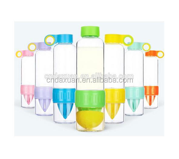 創造的な熱い販売の注入された水のボトルの形のフルーツ/ジューサーウォーターボトル/レモンの水ボトル仕入れ・メーカー・工場