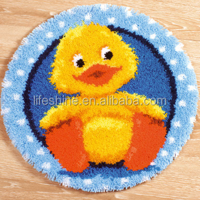 LATCH HOOK RUG KIT.jpg