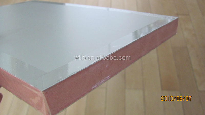 phenolic foam with colored steel.jpg