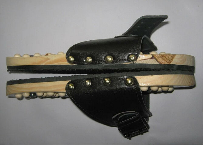 竹自然石を使用してリフレ- マッサージの靴サンダル仕入れ・メーカー・工場