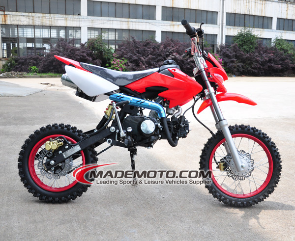 dirt bike right red.jpg
