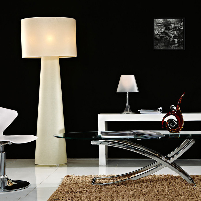 中国風簡潔なファッションのフロアランプ現代寝室のランプ黒フロアランプ仕入れ・メーカー・工場