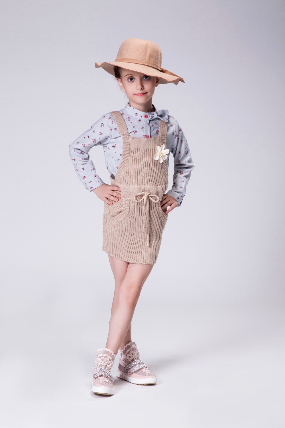女の子の新しい秋100％リネン亜麻ブラウストップスロングスリーブファッション在庫を持っている仕入れ・メーカー・工場