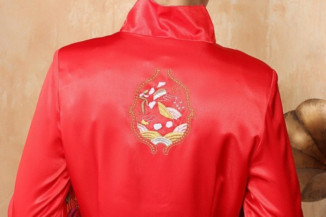 красный традиционный китайский одежда cheongsam qipao Тан блузка Топ длинный парча вышивка траншейные пальто для женщин, Свадебная одежда красный традиционный китайский одежда cheongsam qipao Тан блузка Топ длинный парча вышивка траншейные пальто для женщин, Свадебная одежда