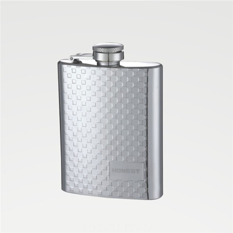 Portable Biker Alcohol Flagon Stainless Steel Hip Flask Wine Bottle With Chain