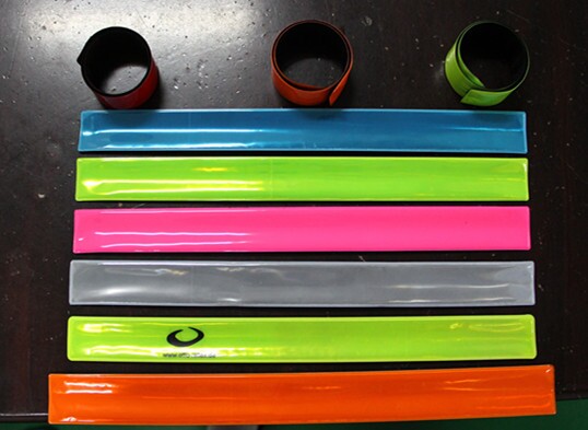 Glow in the Dark Bracelet/ Glow in the Dark Rubber Band Bracelets/ Glow in the Dark Silicone Wristbands