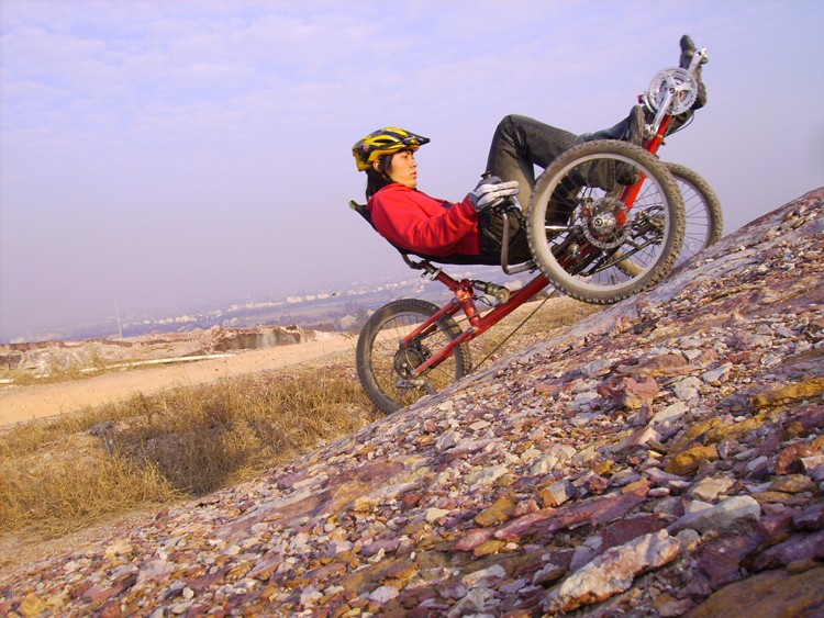 リカンベントトライクサスペンション折り畳み式クライミング山自転車3ホイール自転車リカンベントトライク逆トライク仕入れ・メーカー・工場