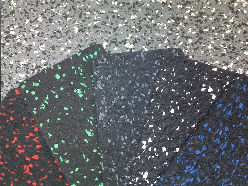 リサイクルゴム斑点ジムの床、 黒、 赤白黄色灰色青緑のドット問屋・仕入れ・卸・卸売り