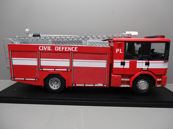 1 32 deals scale fire trucks