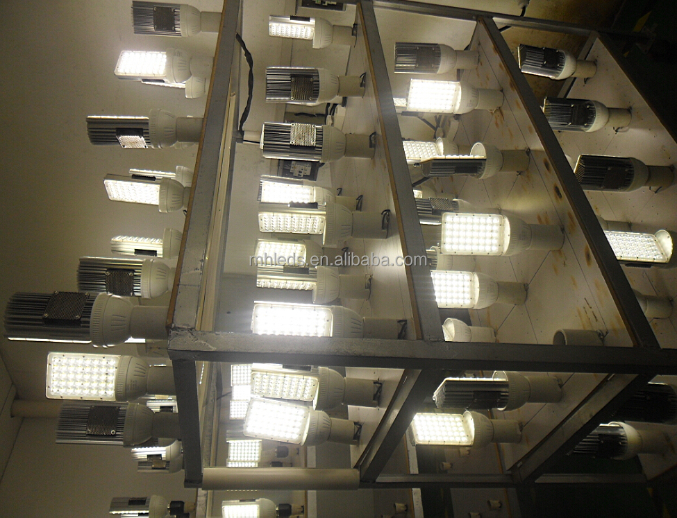 プロの新しい2015モーグル基地e3930-200w街路led照明クリー問屋・仕入れ・卸・卸売り