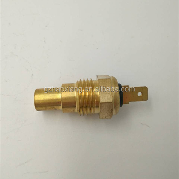 4G24-3808090.jpg