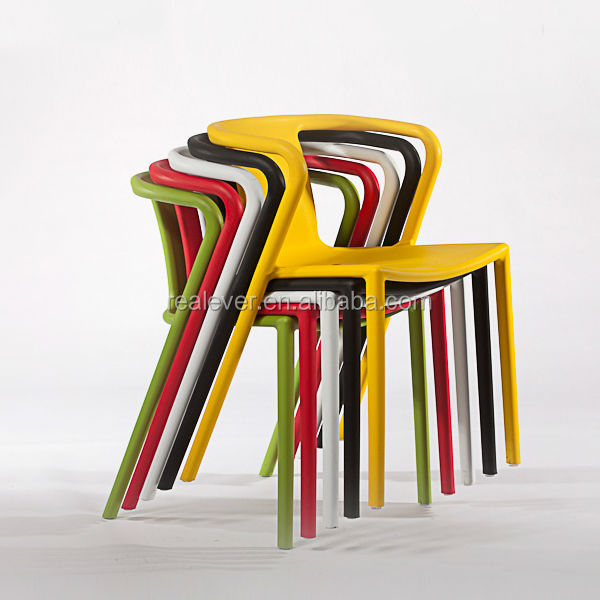 イタリアンデザインの屋外ドアの家具のプラスチック製の椅子仕入れ・メーカー・工場