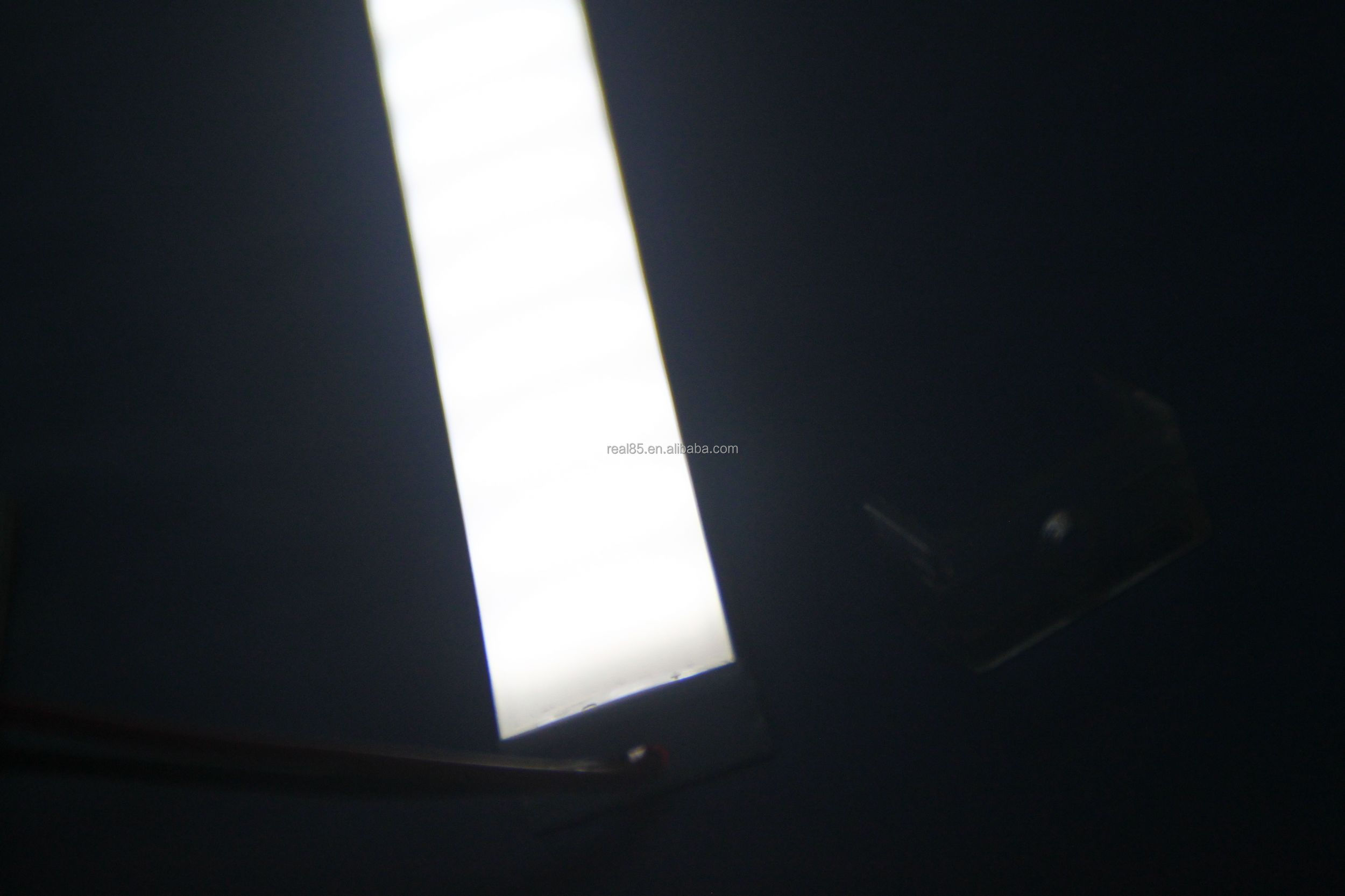 LEDのプロフィール。 曇らされるか、または拡散させたまたはオパールカバー。 エンドキャップ。 土台は切る。 10MM広いLEDのストリップのためのSuitbale問屋・仕入れ・卸・卸売り