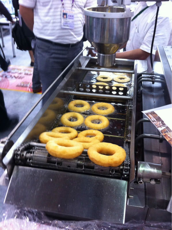 2014 mini donut machine YUFENG bakery mini donut machine for sale