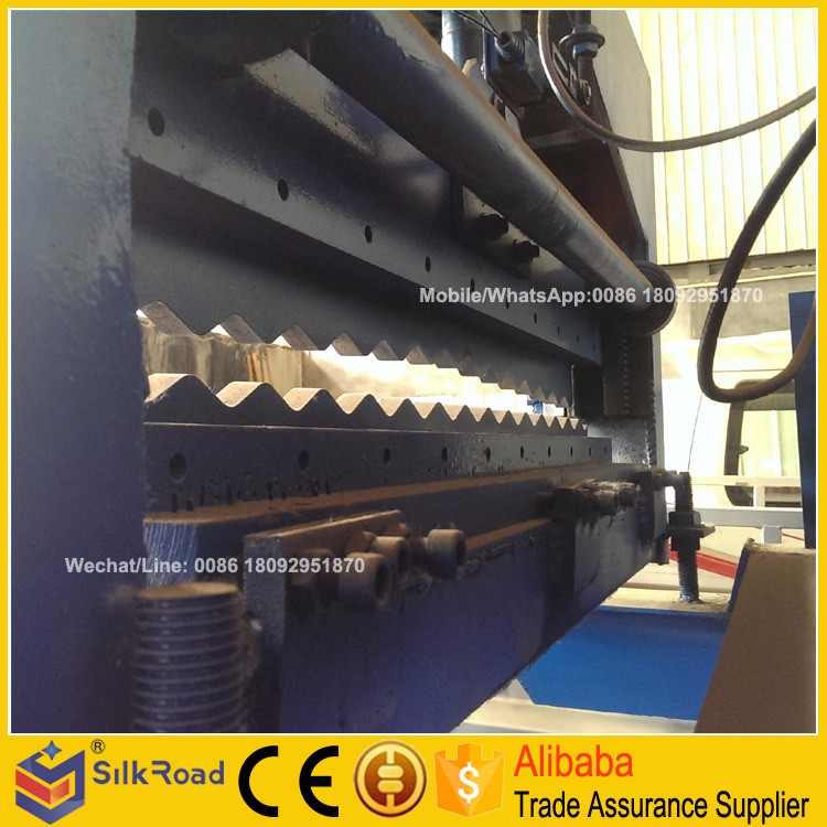 color steel tile forming machine (13).jpg