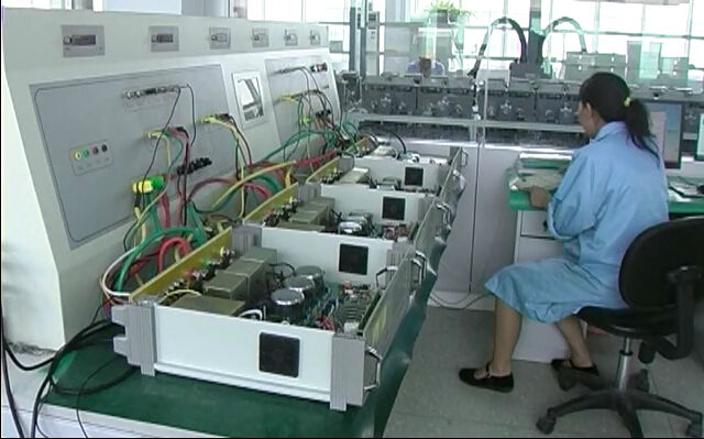 ポータブル三相電力量計テストベンチ3エネルギーメーター位置仕入れ・メーカー・工場