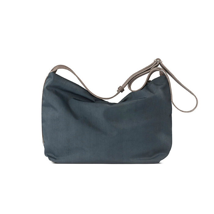 grey cross over bag