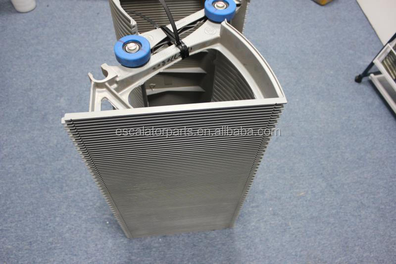 エスカレーターのステップと800ミリメートル用の黄色い線ft823ティッセンのエスカレーターの部品 問屋・仕入れ・卸・卸売り