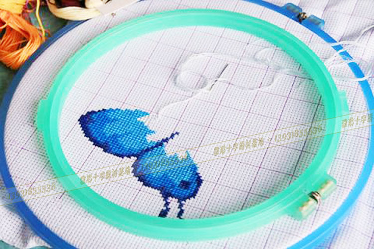 カラフルなクロスステッチフープ21センチメートル直径プラスチッククロスステッチ刺繍のフープハンディadjustalbeフレームリングのフープ問屋・仕入れ・卸・卸売り