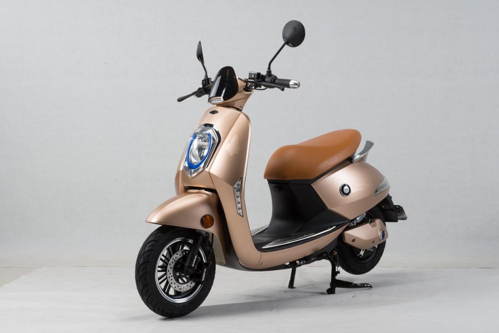 27month Warranty 60v40ah 800w Bosch Motor Eec Electric Scooter 120km Drive Range Buy Eec