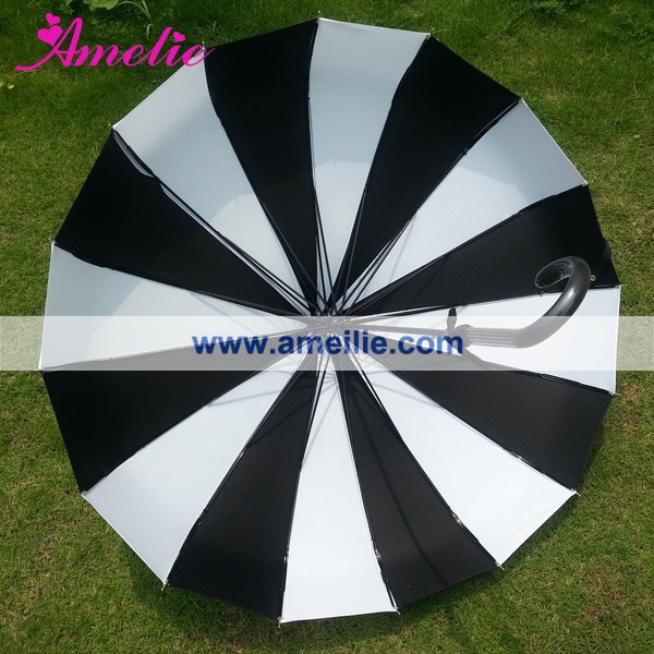 A0456 vintage-inspired pagoda umbrella by Bella (6)