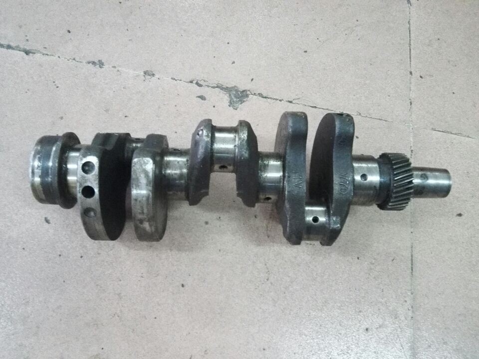 3TNV70 crankshaft.jpg