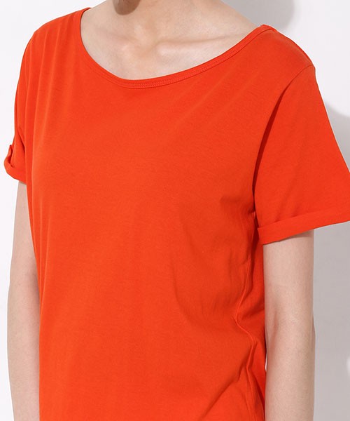 ladies dipped hem t shirt