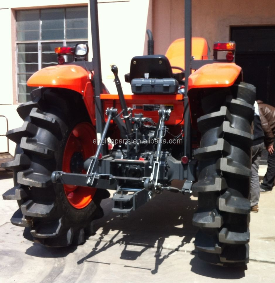 details of kubota 704k.jpg